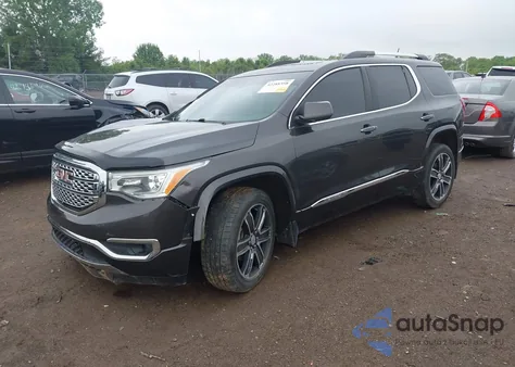 2017 GMC Acadia Denali z USA, uszkodzony, nr VIN 1GKKNXLS8HZ135349